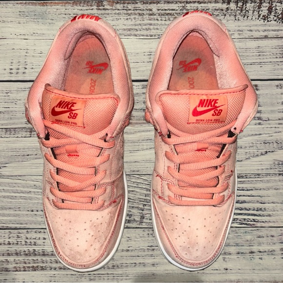 NIKE SB DUNK LOW ‘PINK PIG’ SIZE-9 EXTRA LACES AND REPLACEMENT SB BOX - Picture 7 of 13